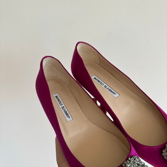 NEW Manolo Blahnik Hangisiflat Satin Jewel Buckle Flat Flats Dark Fuchsia 39.5 - Picture 4 of 7
